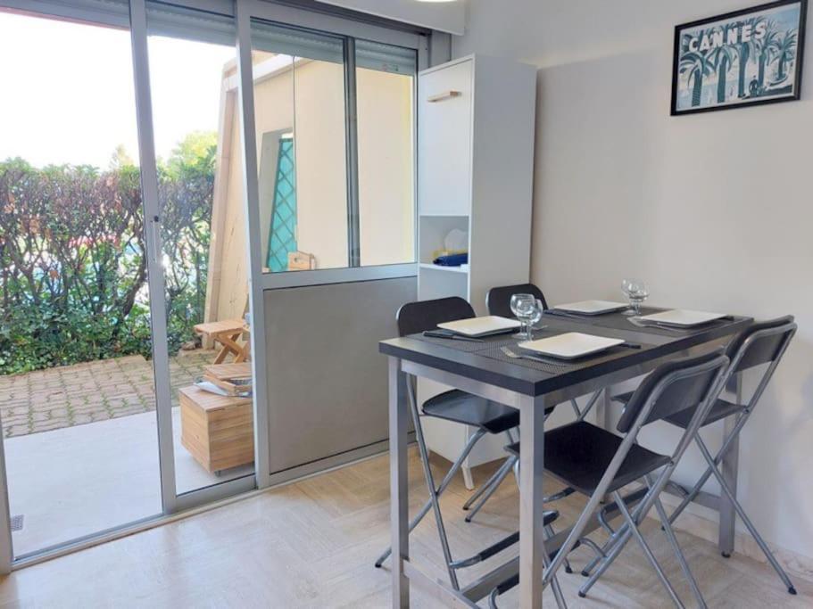 Studio Eleverca 3*- Rez De Jardin Terrasse - Axelle Loc'Appart ماندوليو لا نابول المظهر الخارجي الصورة