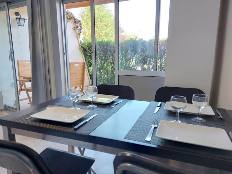 Studio Eleverca 3*- Rez De Jardin Terrasse - Axelle Loc'Appart ماندوليو لا نابول المظهر الخارجي الصورة